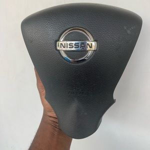 2013-2019 Nissan Sentra steering wheel airbag